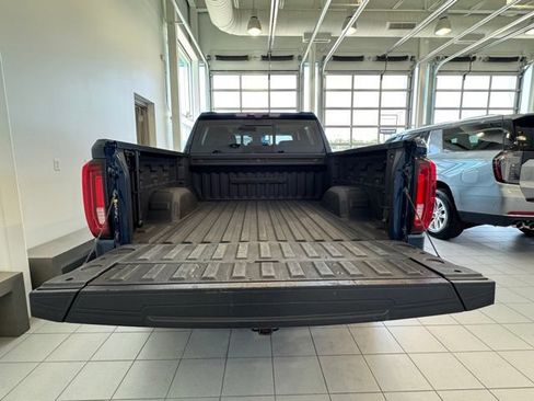 Used 2023 GMC Sierra 1500 Denali w/ Denali Reserve Package AWD/4WD image 34