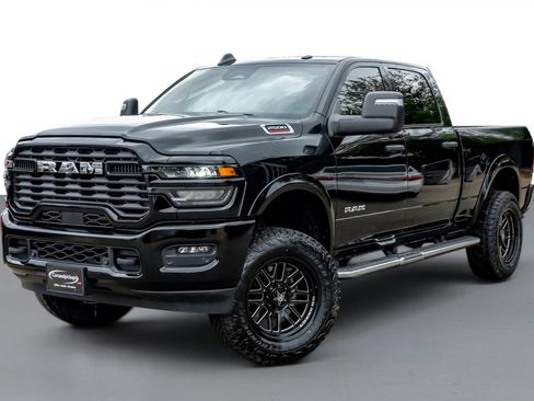 Used 2026 RAM 2500 Big Horn AWD/4WD image 5