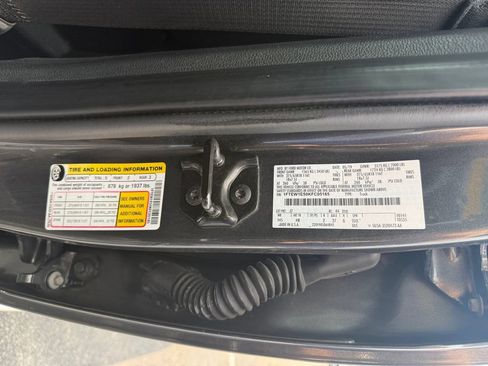 Used 2019 Ford F150 Lariat AWD/4WD image 31