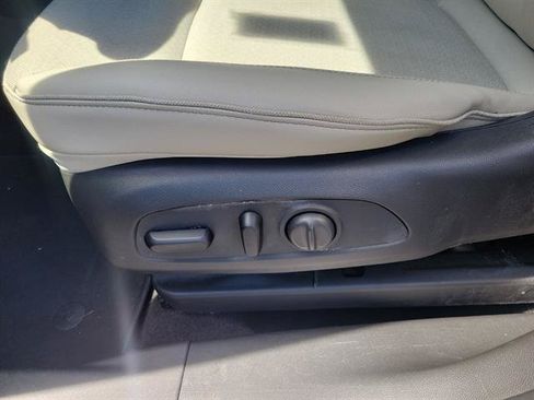 Used 2024 Buick Encore GX Preferred w/ Comfort Package FWD image 14