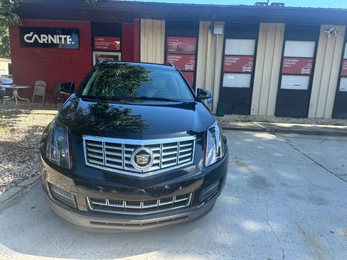 Used 2014 Cadillac SRX Luxury w/ Driver Awareness Package FWD image 11