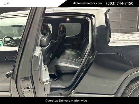 Used 2022 Rivian R1T Adventure image 20