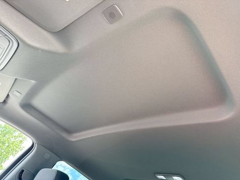 Used 2022 Chevrolet Silverado 2500 Custom w/ Custom Convenience Package AWD/4WD image 21