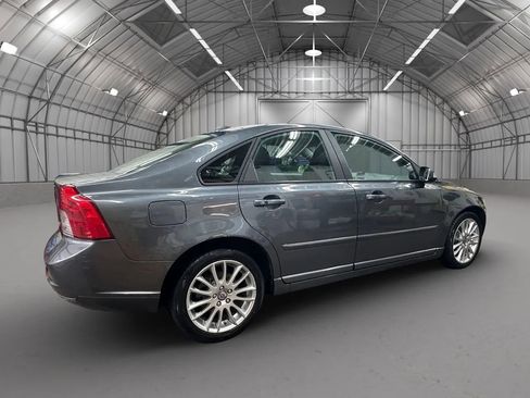 Used 2010 Volvo S40 2.4i image 5