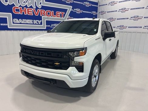 Used 2024 Chevrolet Silverado 1500 Custom RWD image 16