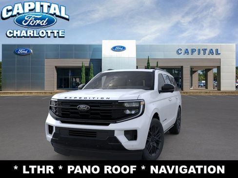 New 2026 Ford Expedition Platinum AWD/4WD image 2