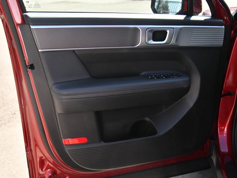 Used 2024 Hyundai Santa Fe SEL image 14