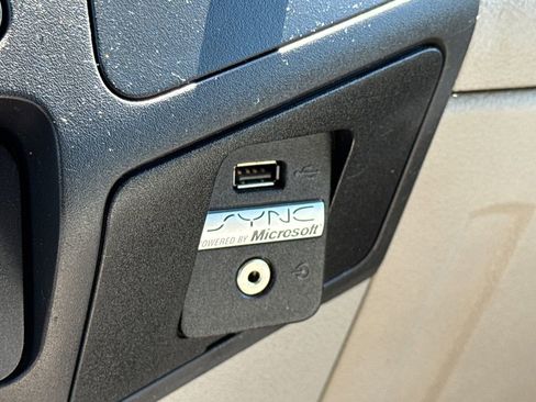 Used 2010 Ford F250 XL image 26