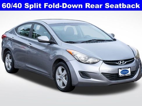 Used 2013 Hyundai Elantra GLS w/ Preferred Pkg image 10