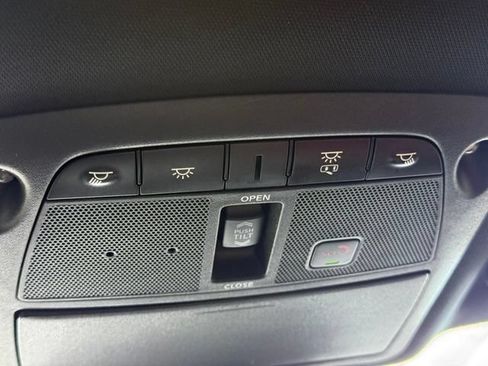 Used 2021 Nissan Maxima Platinum w/ 40th Anniversary Package FWD image 33
