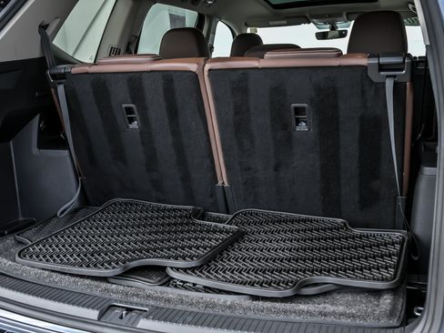 Used 2023 Volkswagen Atlas SE w/ Panoramic Sunroof Package AWD/4WD image 20