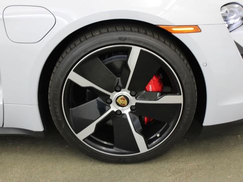 New 2024 Porsche Taycan 4S image 16