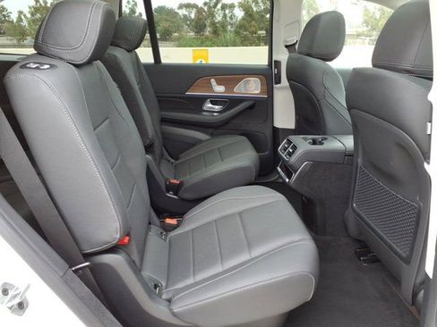 New 2026 Mercedes-Benz GLS 450 4MATIC image 20