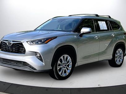 Used 2021 Toyota Highlander Limited