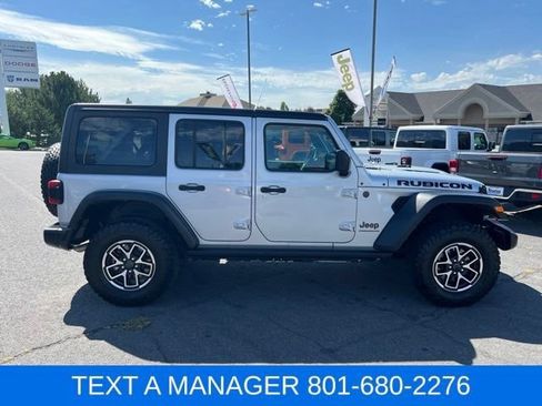 Used 2024 Jeep Wrangler Unlimited Rubicon AWD/4WD image 10