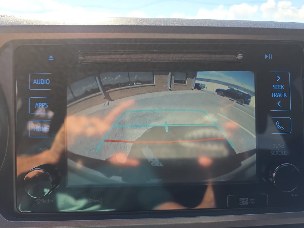 Used 2019 Toyota Tacoma TRD Off-Road w/ Technology Package AWD/4WD image 23