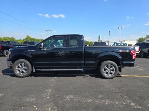 Used 2018 Ford F150 XLT w/ Equipment Group 302A Luxury AWD/4WD image 4