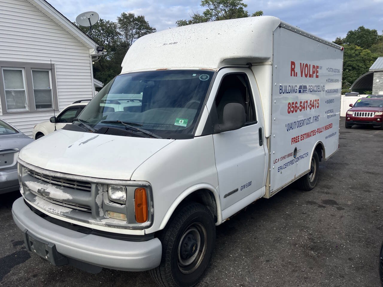 Used 2002 Chevrolet Express 3500 RWD image 1
