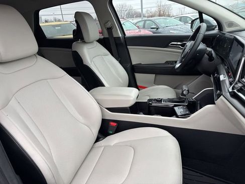 Used 2023 Kia Sportage EX image 39