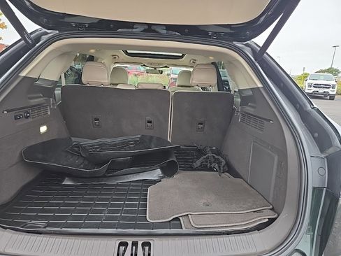 Used 2021 Lincoln Nautilus Reserve image 17