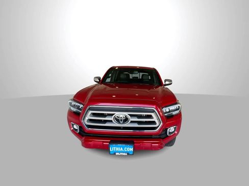 Used 2022 Toyota Tacoma Limited image 3