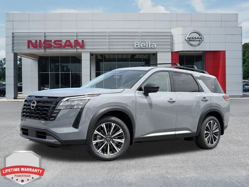 Used 2026 Nissan Pathfinder Platinum w/ Cargo Package AWD/4WD image 1
