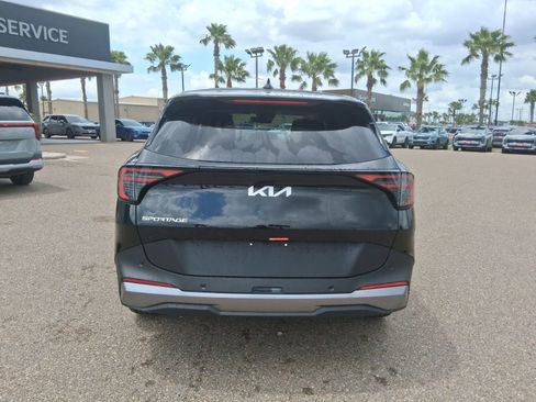 New 2026 Kia Sportage LX w/ LX Convenience Package FWD image 5
