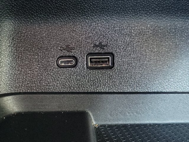 Used 2026 Chevrolet Traverse High Country w/ LPO, Floor Liner Package FWD image 16