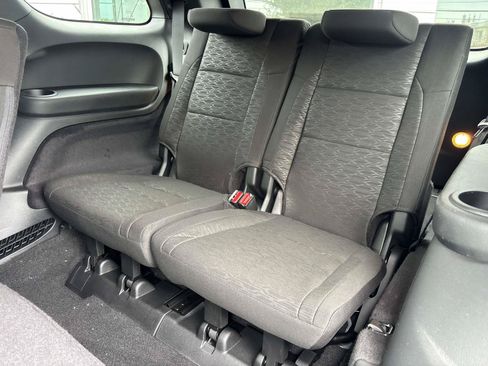 Used 2025 Dodge Durango R/T w/ Blacktop Package AWD/4WD image 7
