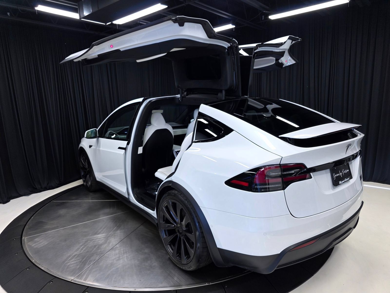 Used 2022 Tesla Model X Plaid AWD/4WD image 46