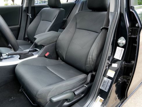 Used 2015 Honda Accord LX image 6