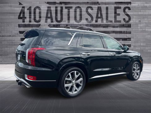 Used 2022 Hyundai Palisade Limited image 3