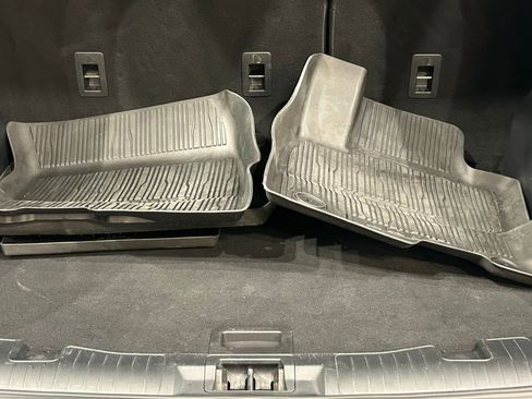 Used 2024 Ford Escape SE image 32