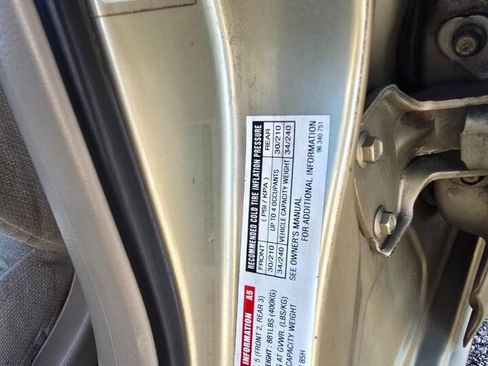 Used 2000 Daewoo Nubira SE image 58