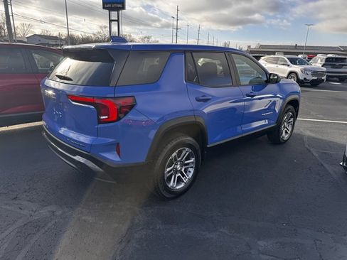 Used 2025 GMC Terrain Elevation image 2