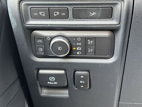 Used 2022 Ford F150 XLT w/ Equipment Group 302A High image 34