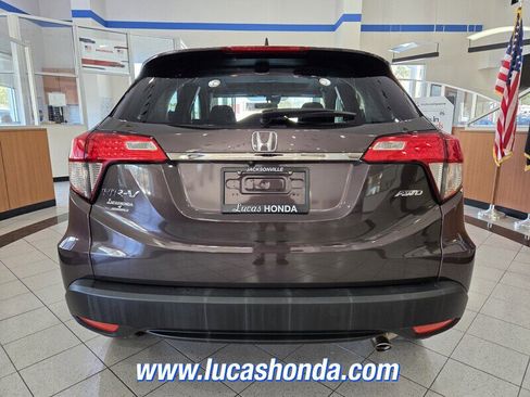 Used 2022 Honda HR-V EX image 5