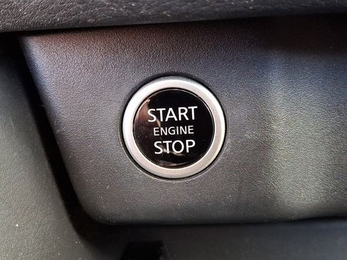 Used 2023 Nissan Rogue SV w/ SV Premium B Package image 24