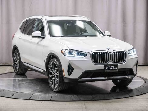 Used 2023 BMW X3 xDrive30i w/ Convenience Package w/ZPA image 5