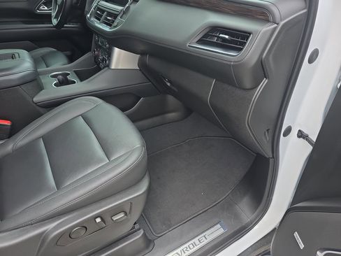 Used 2023 Chevrolet Tahoe Z71 AWD/4WD image 36