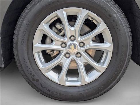 Used 2019 Chevrolet Equinox LS image 25