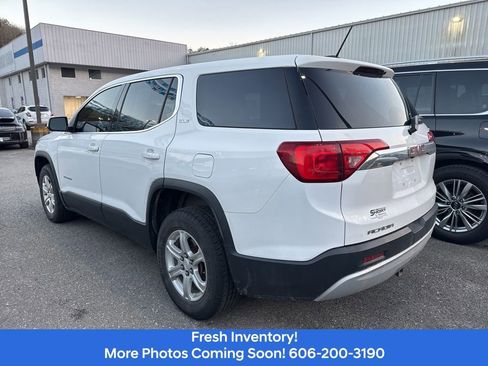 Used 2019 GMC Acadia SLE w/ LPO, Floor Liner Package image 6