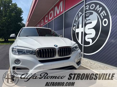 Used 2019 BMW X6 xDrive35i w/ Convenience Package AWD/4WD image 1