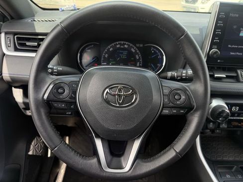 Used 2022 Toyota RAV4 XSE AWD/4WD image 14