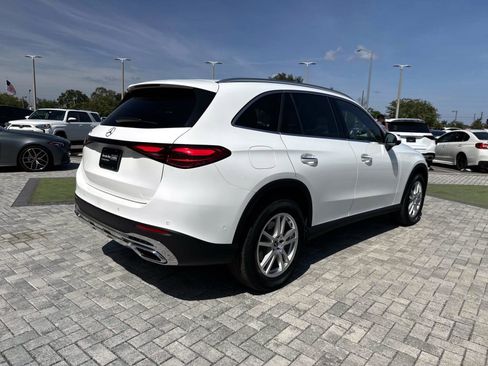 Certified 2025 Mercedes-Benz GLC 300 image 5