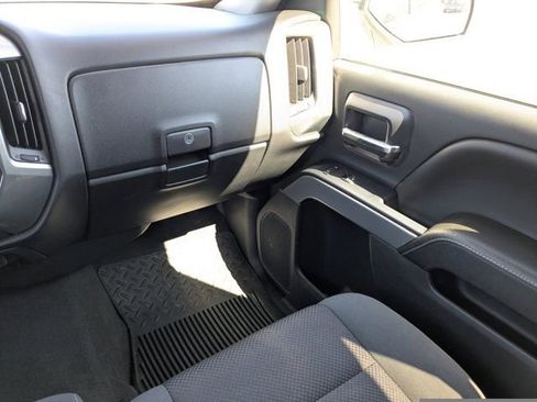 Used 2018 Chevrolet Silverado 1500 LT w/ All Star Edition image 17