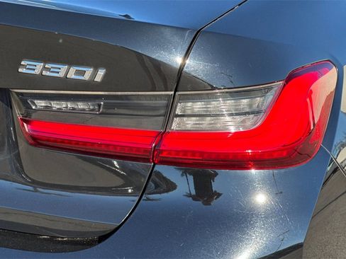 Used 2019 BMW 330i Sedan w/ Convenience Package image 33