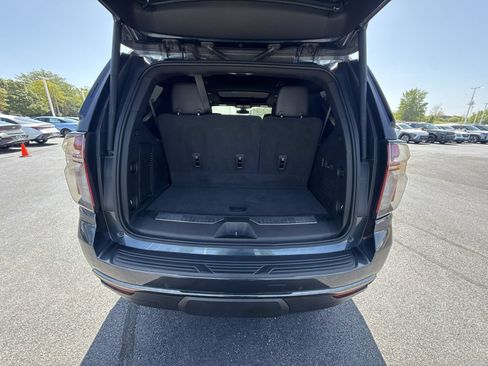 Used 2021 Chevrolet Tahoe Z71 w/ Z71 Signature Package AWD/4WD image 26
