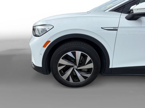 Certified 2023 Volkswagen ID.4 Pro RWD image 9