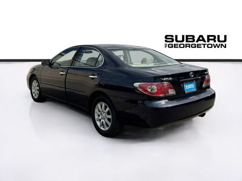 Used 2003 Lexus ES 330 w/ Premium Pkg FWD image 5